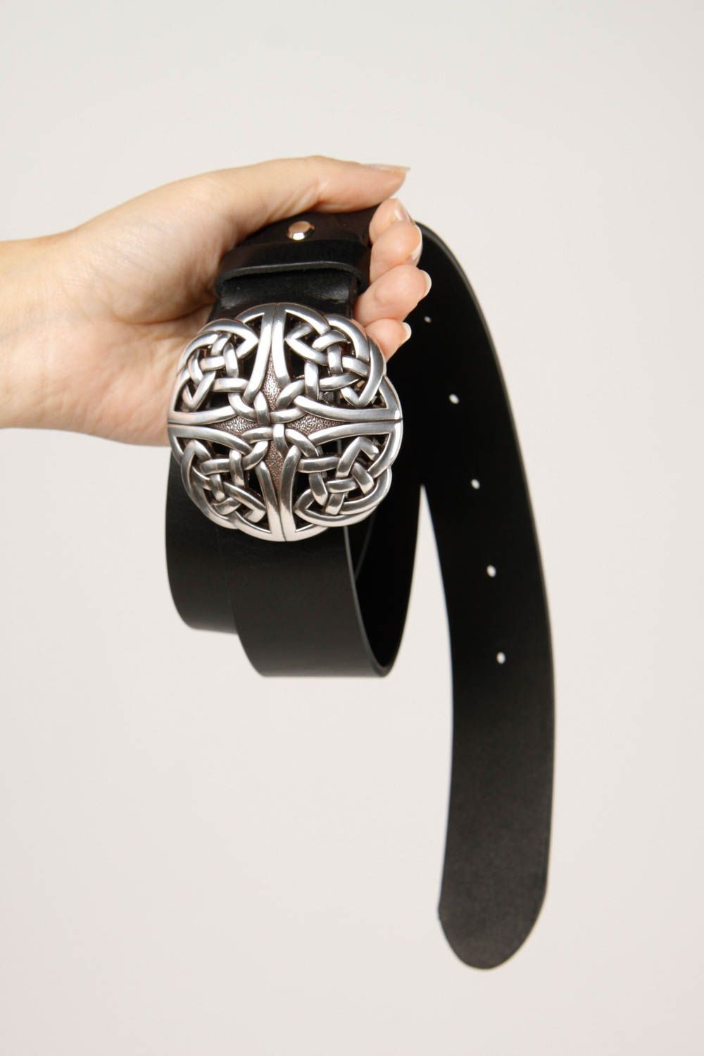 Cinturón de cuero natural artesanal con hebilla accesorio de moda ropa masculina foto 2