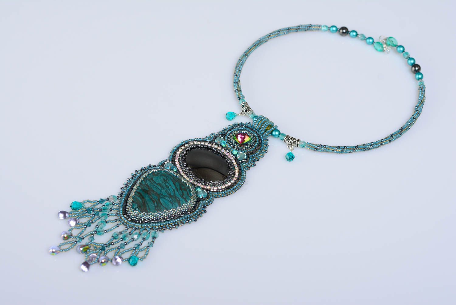 Beautiful handmade massive beaded necklace with natural jasper and hematite stones photo 1