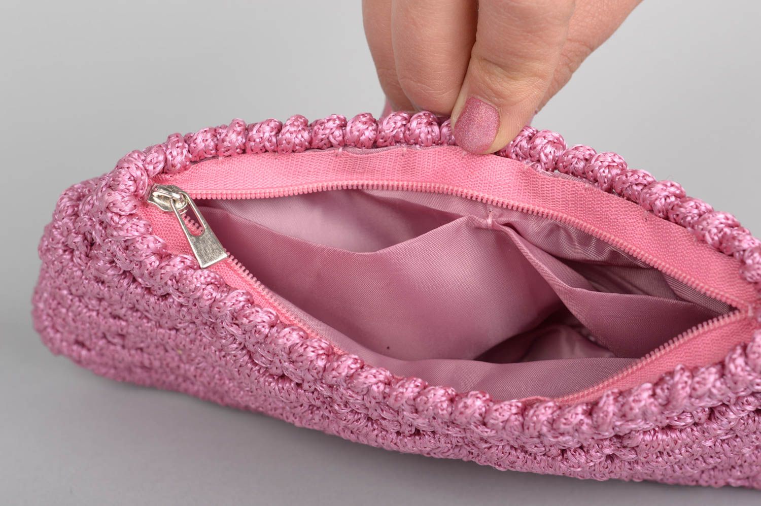 Розовая косметичка ручной работы сумочка для косметики необычный подарок фото 4