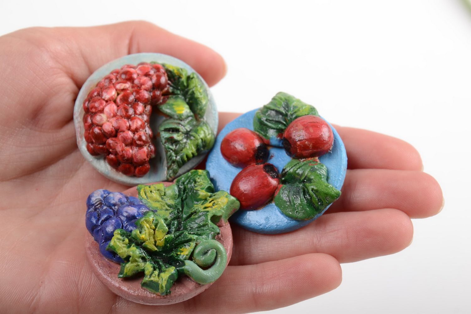 Красочные глиняные магниты на холодильник ручной работы 3 шт расписные фото 3