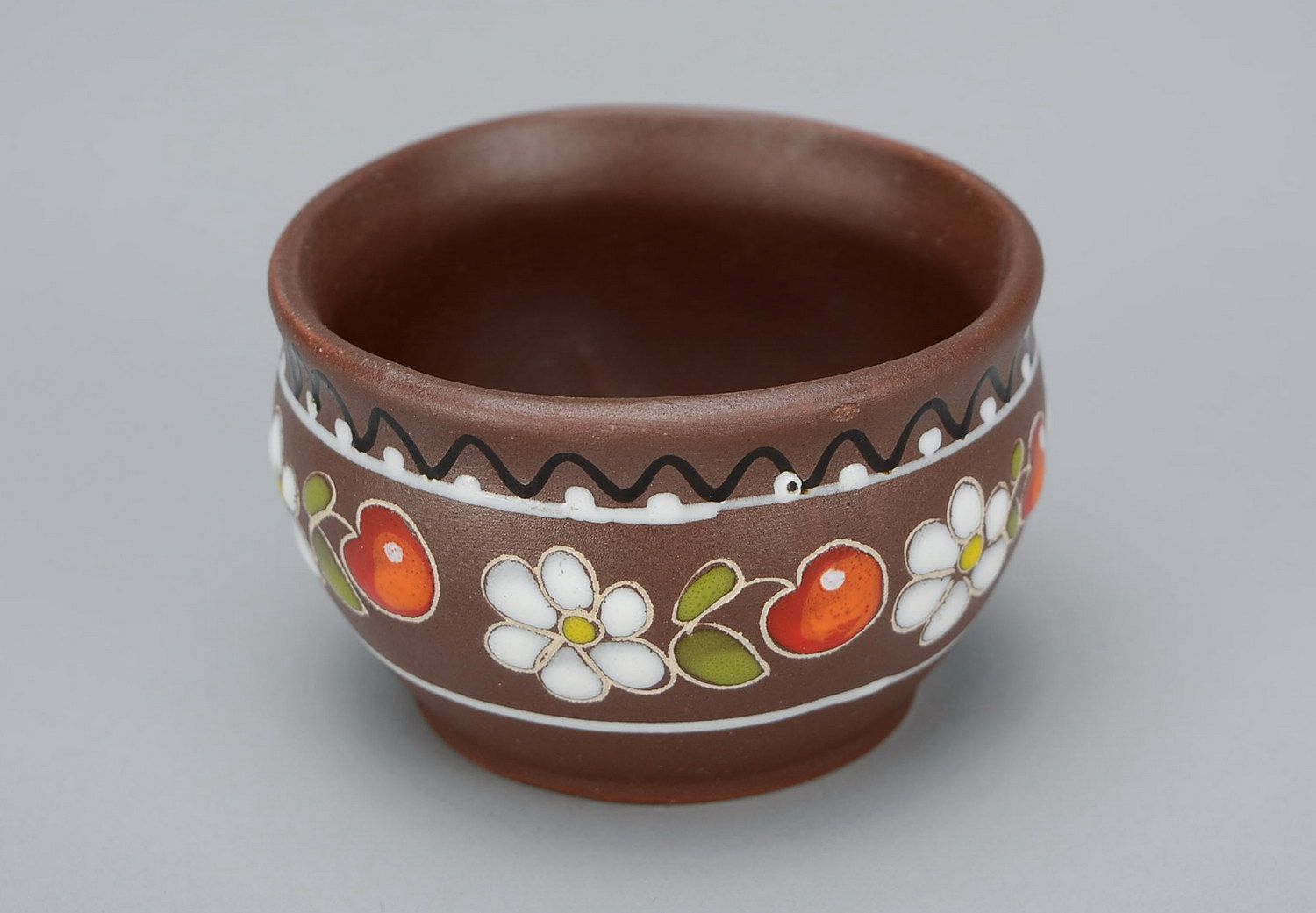Clay patterned saltcellar photo 1