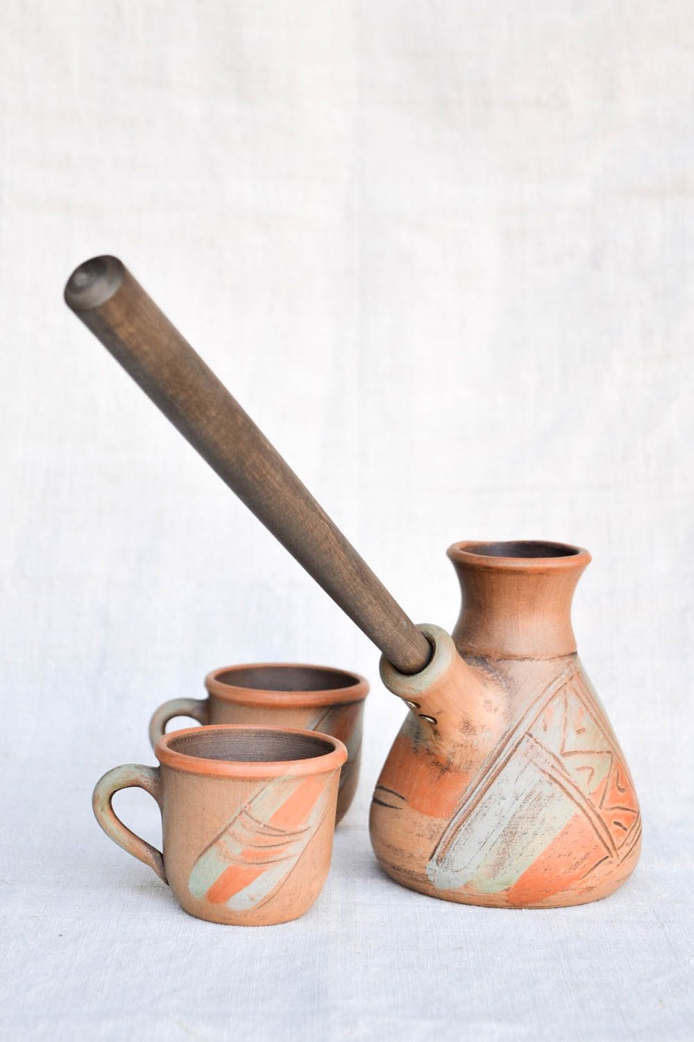Cafetera turca y 2 tazas de cerámica hechos a mano utensilios de cocina foto 5