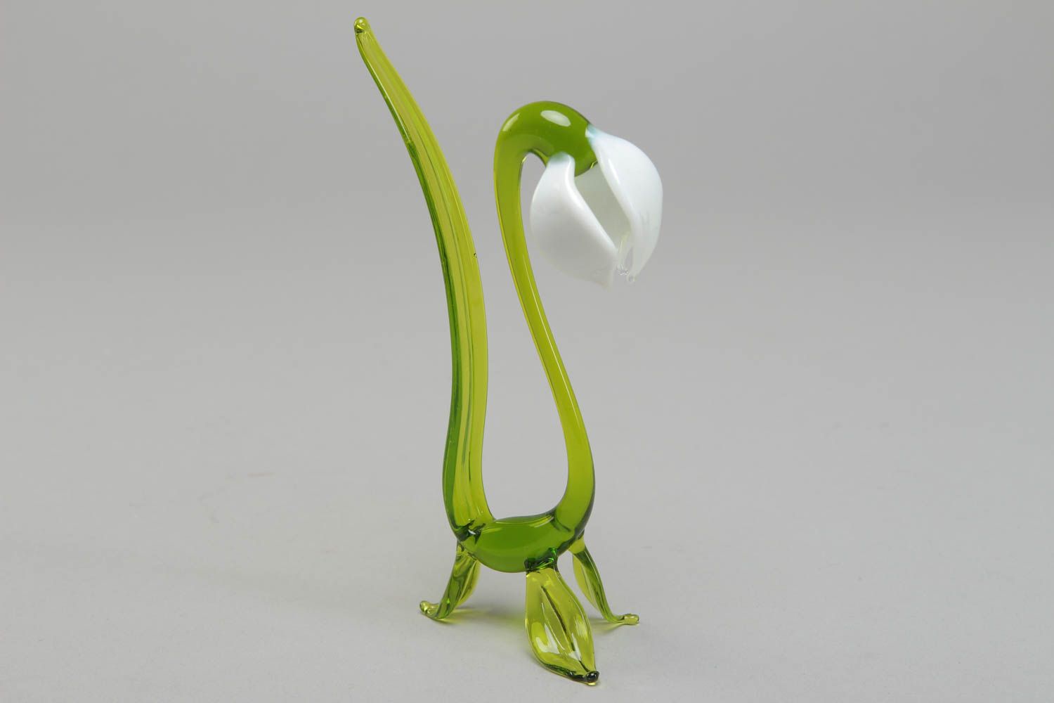 Figurine miniature en verre lampwork en forme de fleur perce-neige faite main photo 1