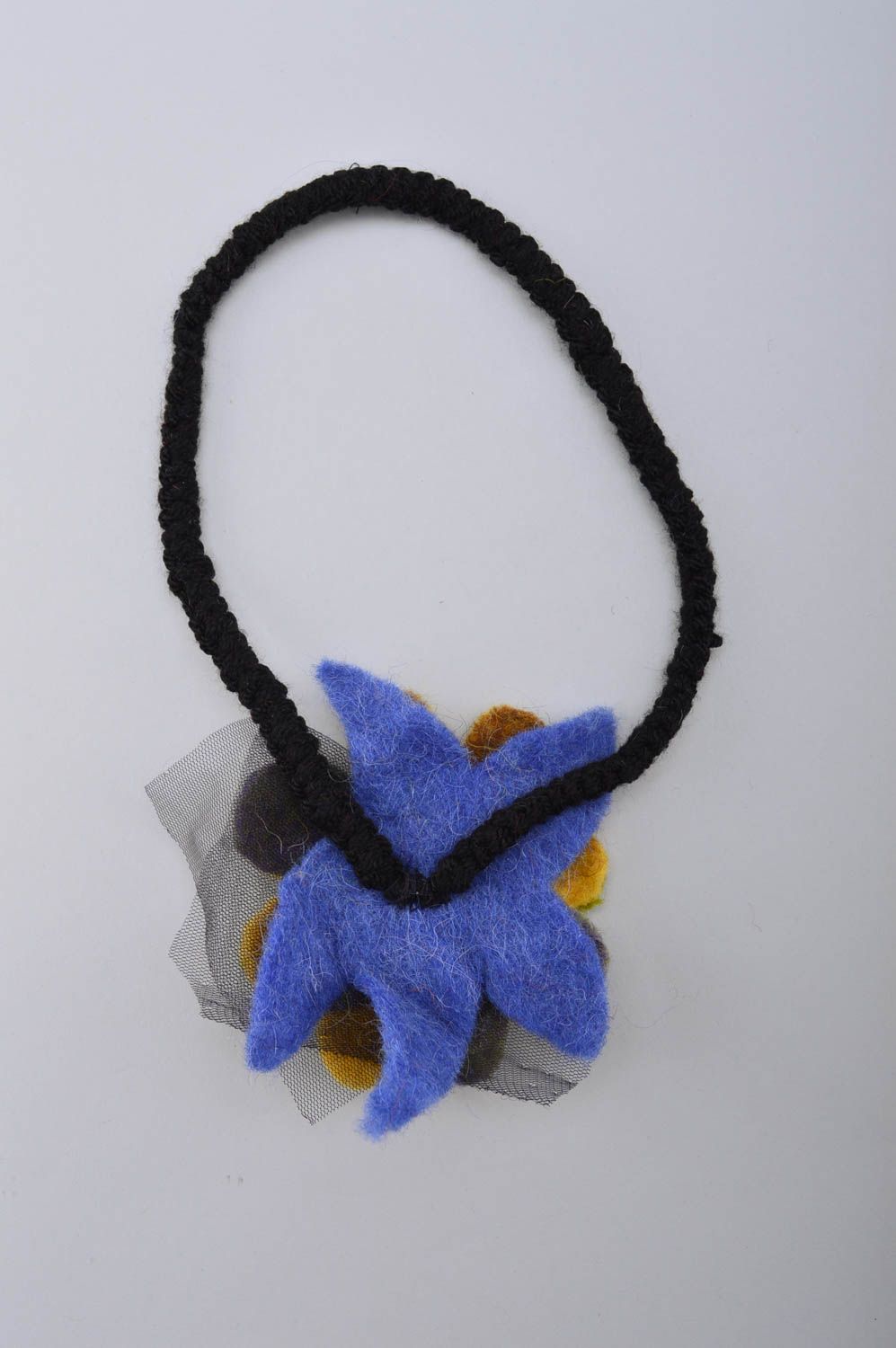 Haarband mit Blumen Schmuck handgemacht Accessoire für Haare in Gelb Blau foto 4