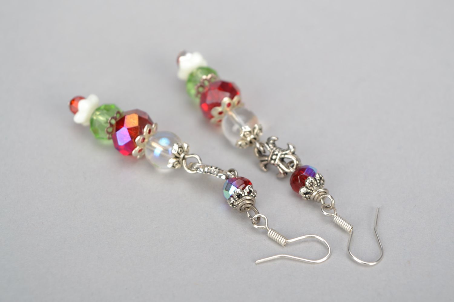Ensemble pendentif boucles d'oreilles original fait main multicolore en verre photo 4