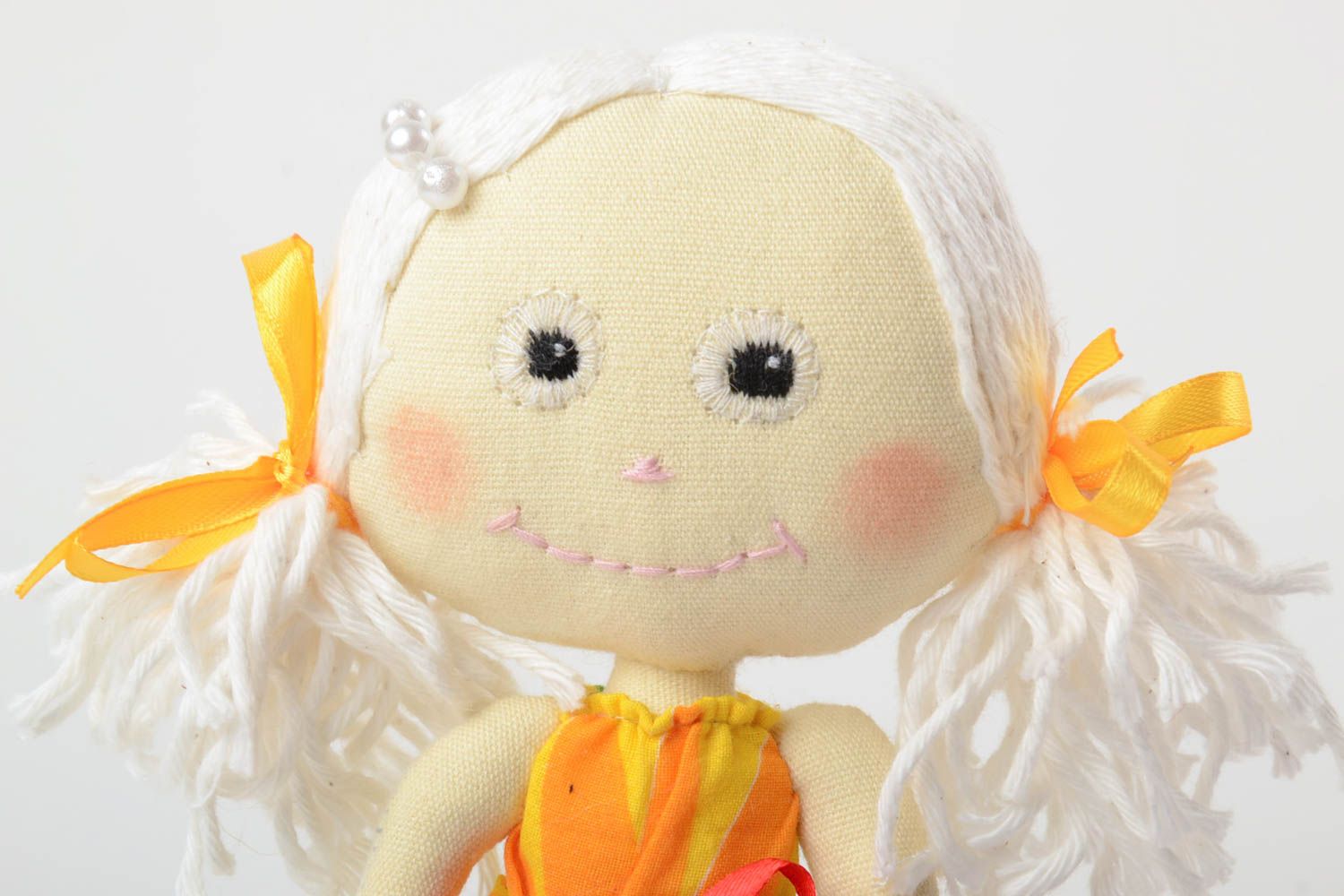 Мягкая кукла из натуральных тканей ручной работы небольшая красивая для девочки фото 4
