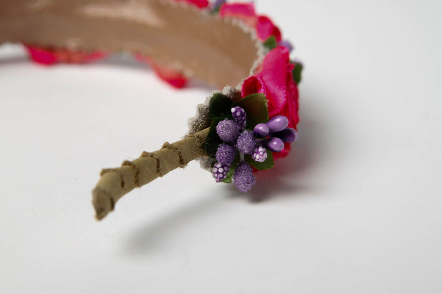 Diadema hecha a mano regalo original para mujeres adorno para el pelo con rosas foto 4