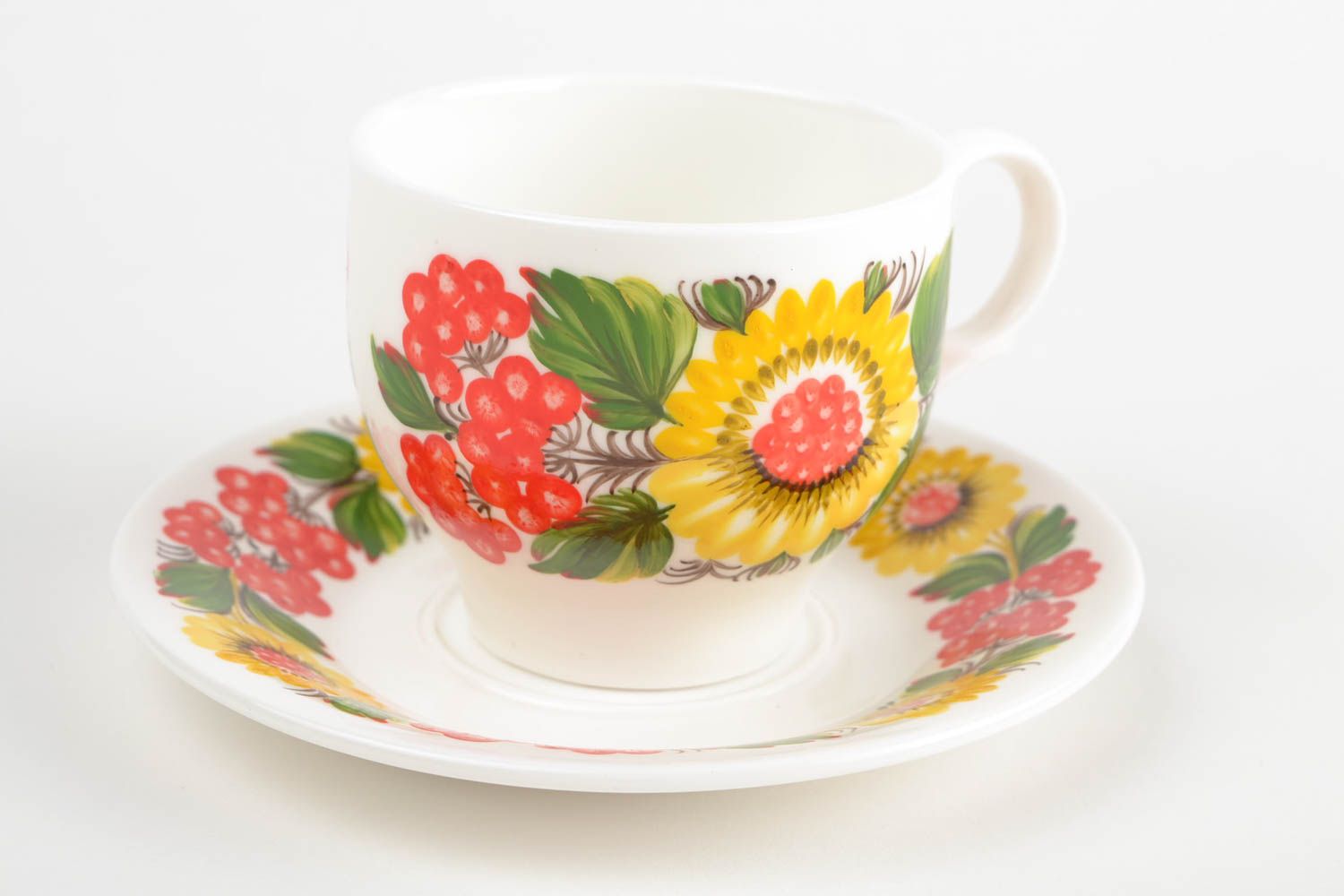 Russian style teacup in white, red, and green colors photo 4