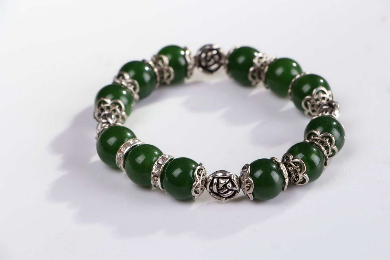 Bracelet with jade with elastic band photo 2