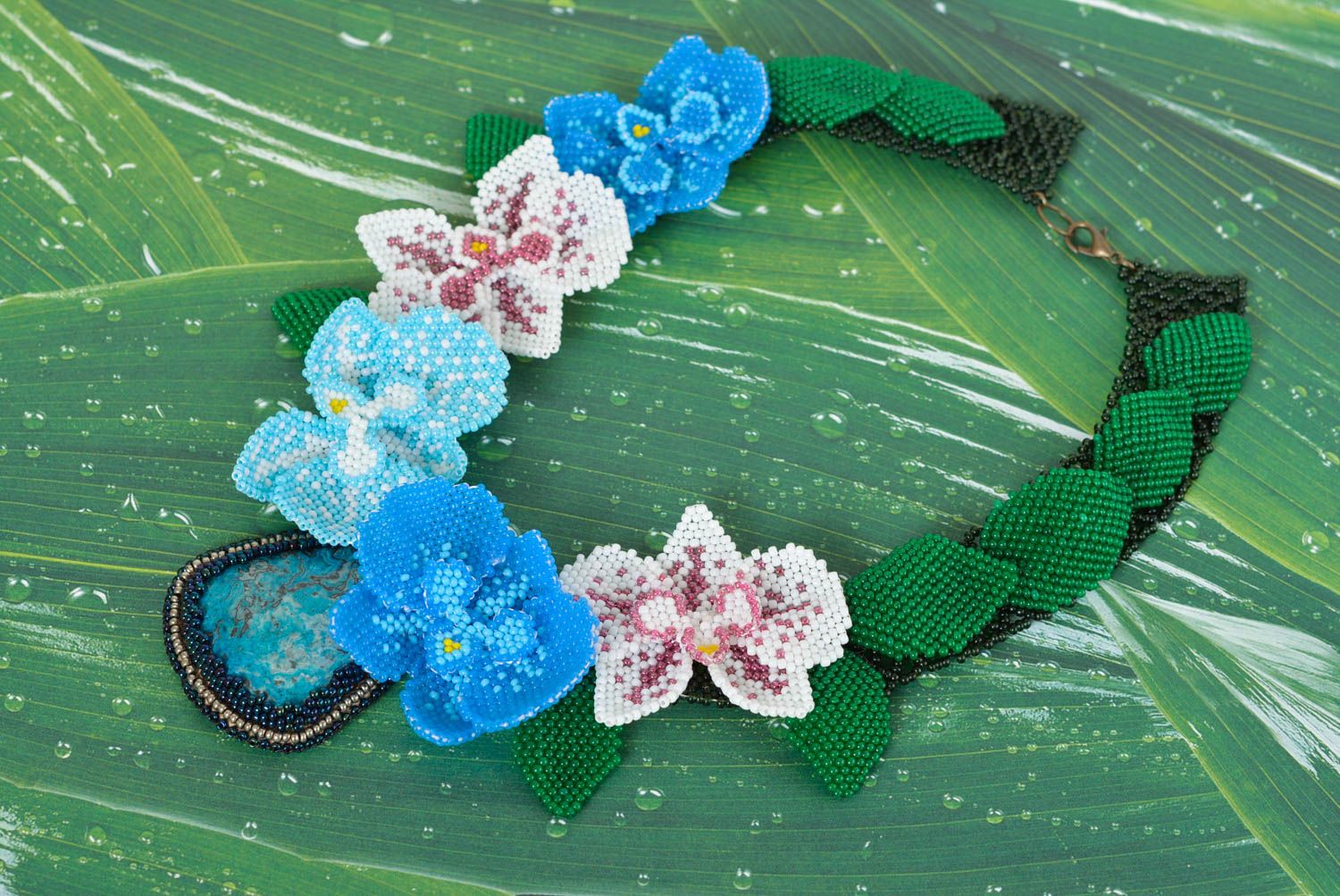 Collier en perles de rocaille Bijou fait main avec fleurs bleues Cadeau femme photo 3