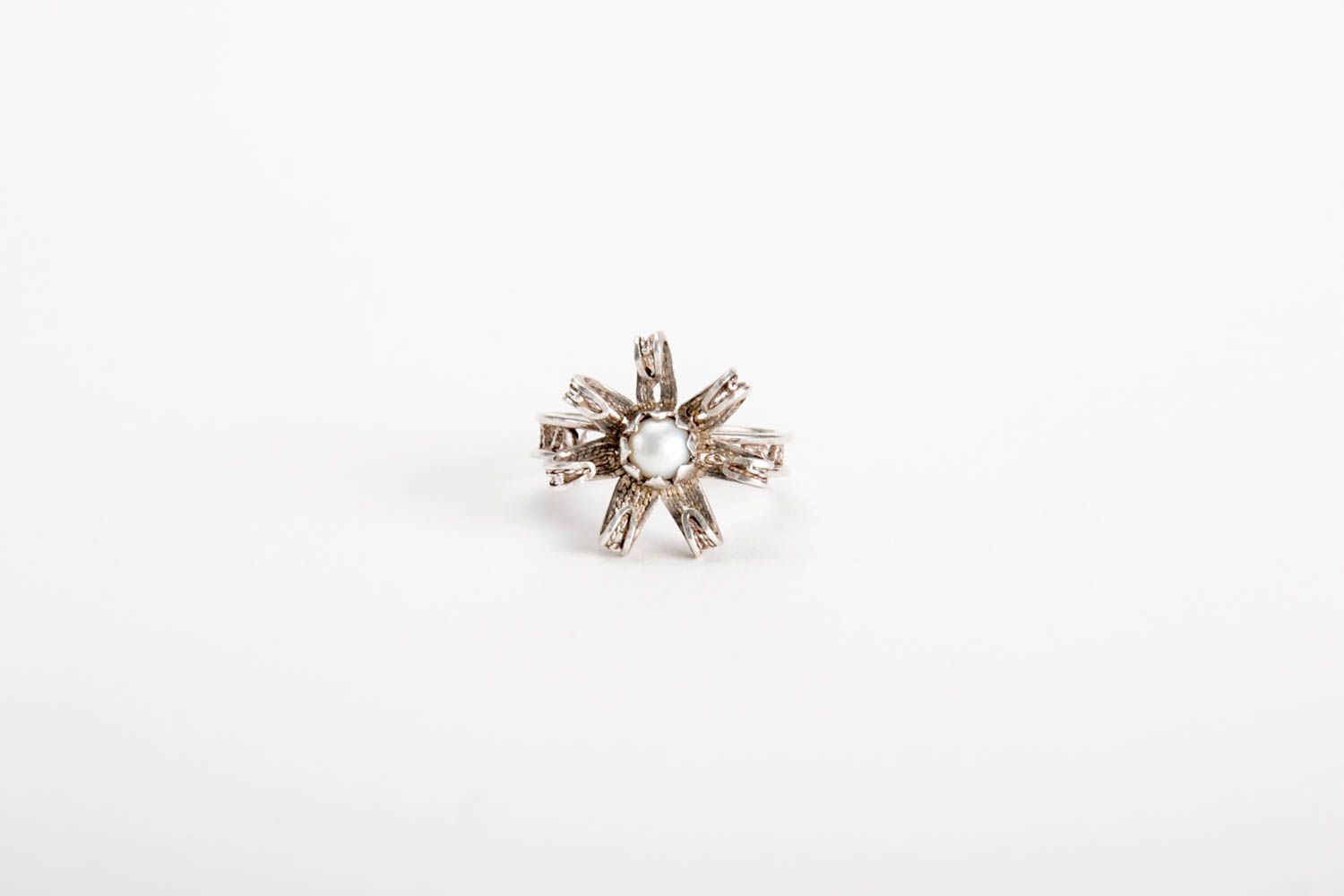 Серебряное кольцо ручной работы серебряный перстень украшение из серебра фото 4
