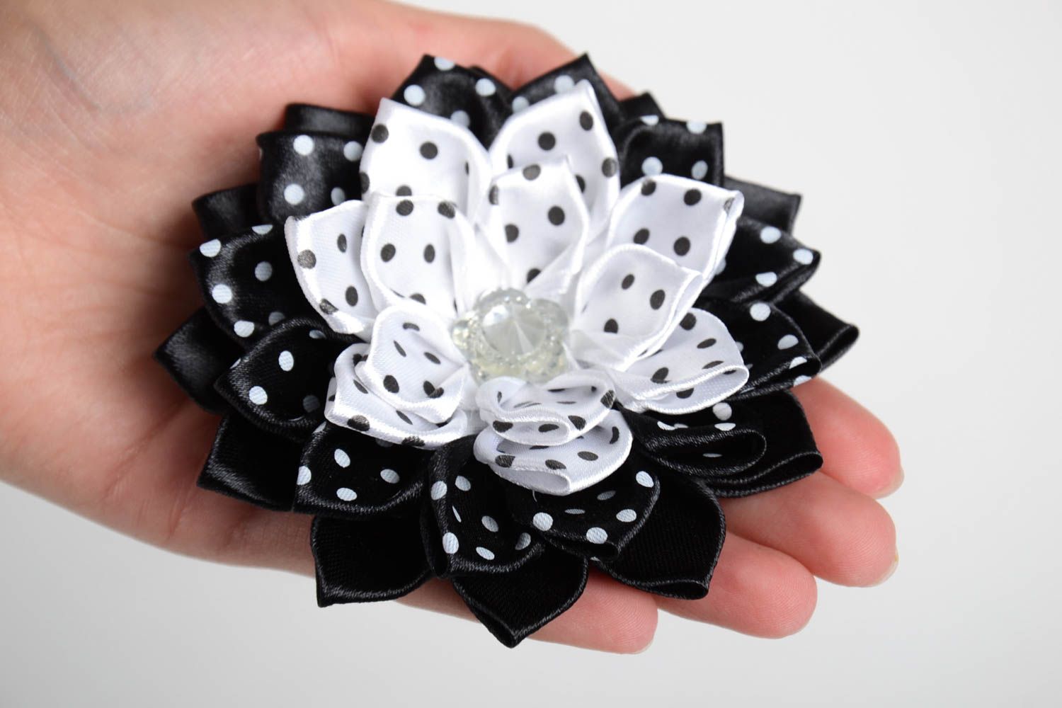 Handmade Damen Modeschmuck Haarspange Blume Accessoire für Haare schwarz modisch foto 3