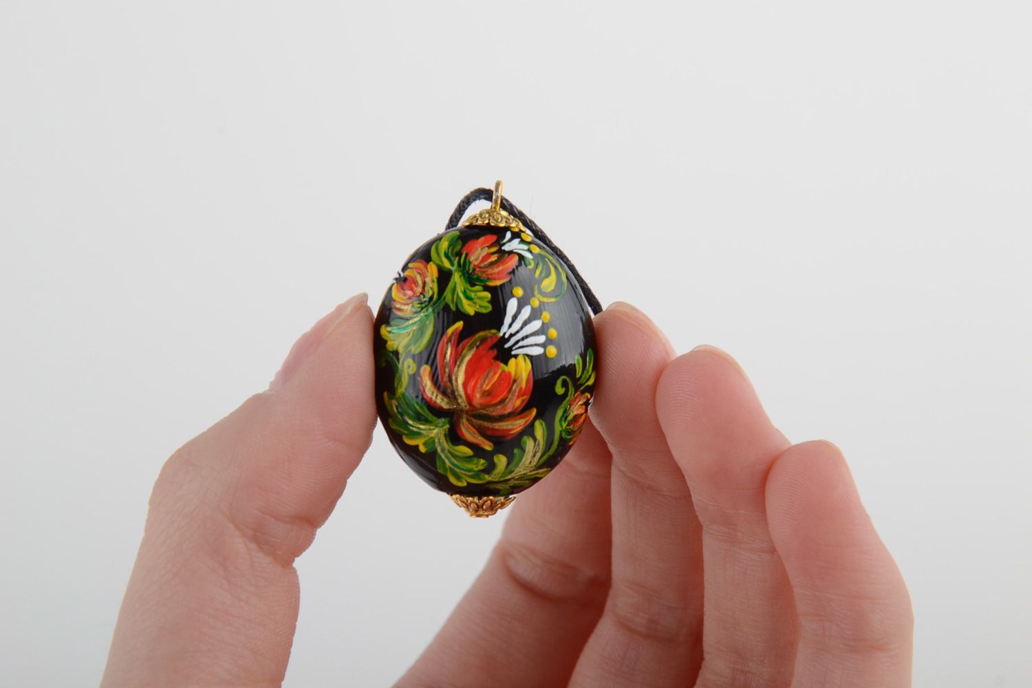 Handmade painted plastic pendant with cord photo 4