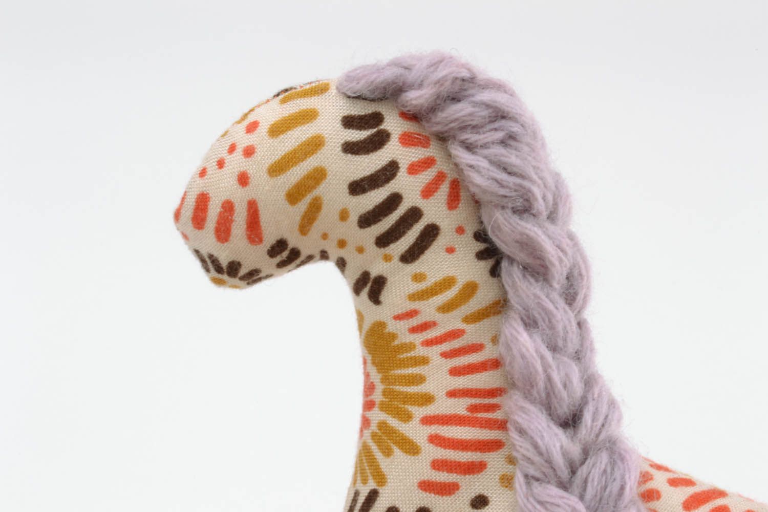 Brinquedo artesanal de tecidos naturais Cavalo foto 5