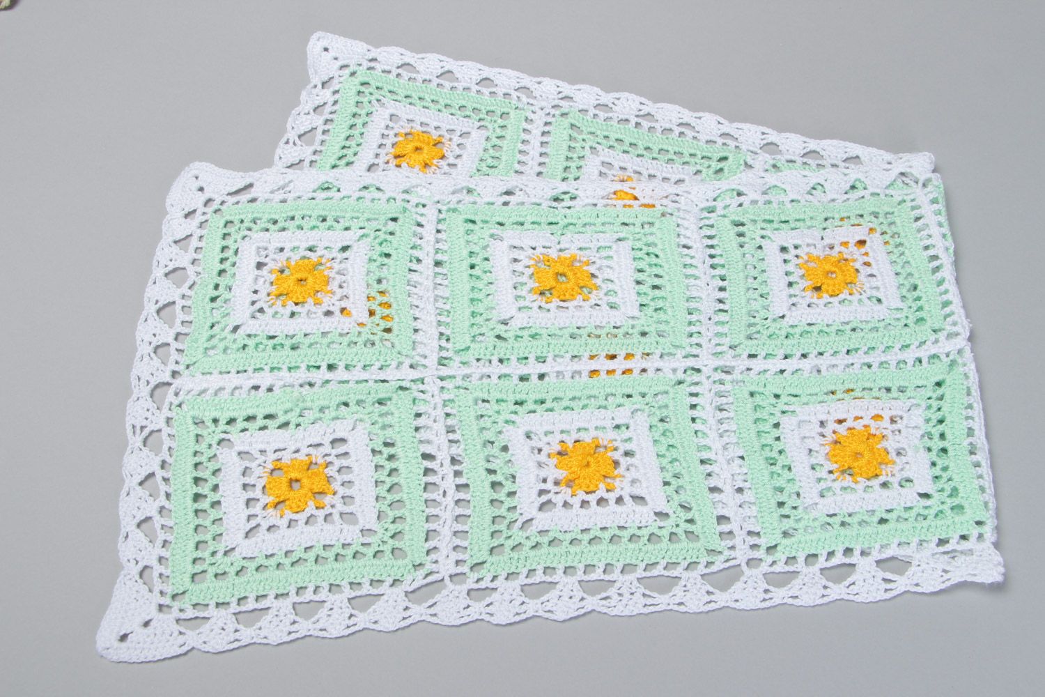 Serviette décorative tricotée en coton faite main décoration originale photo 2