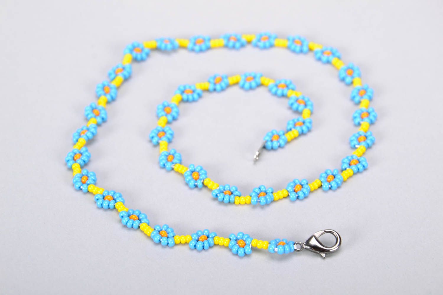 Beaded necklace-bracelet Flowers photo 3