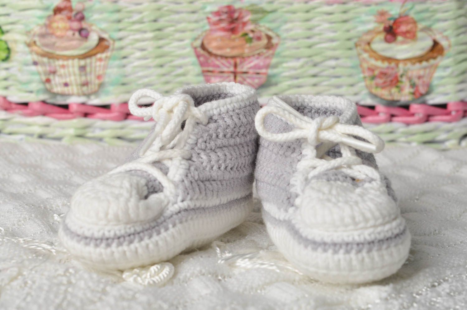 Patucos de bebé artesanales calzado infantil regalo original inusual bonito foto 1