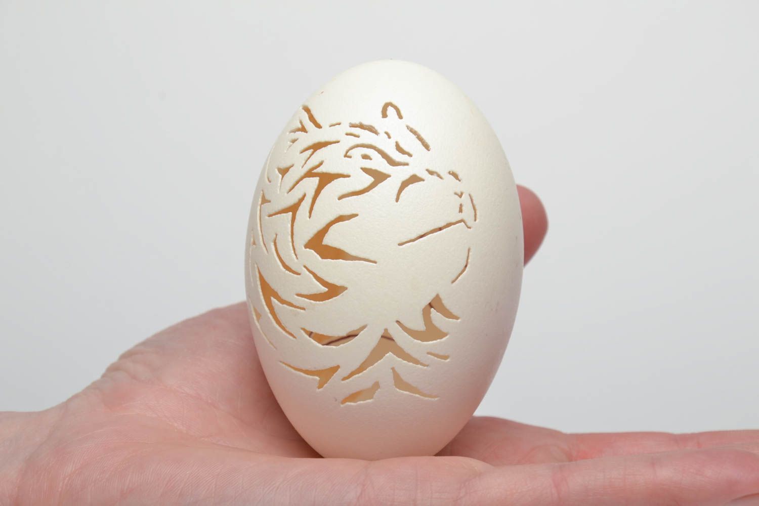 Гусиное яйцо с гравировкой Кошка фото 5