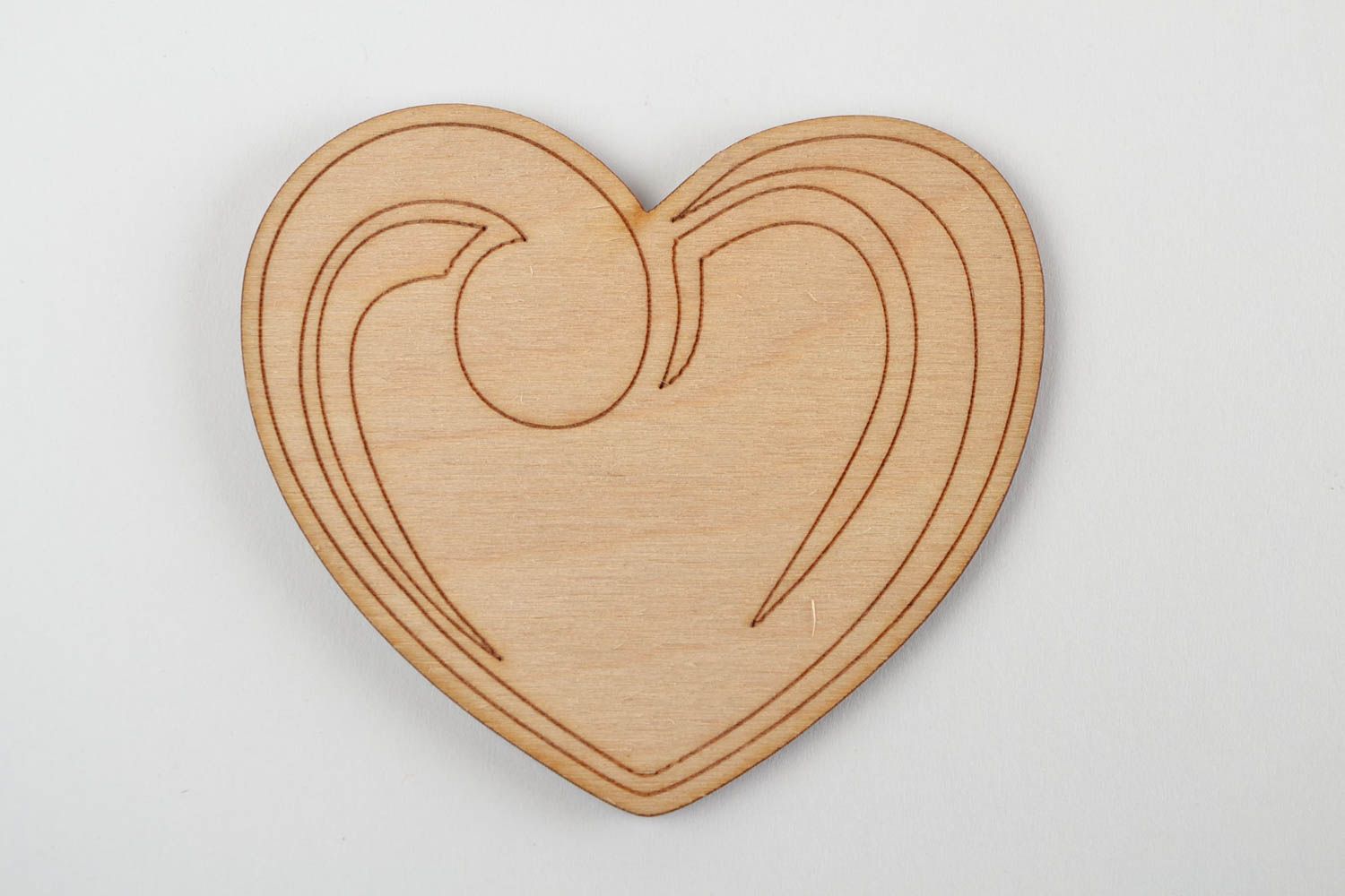 Handmade Figur aus Holz Holzfigur zum Bemalen Holzartikel zum Gestalten Herz foto 3