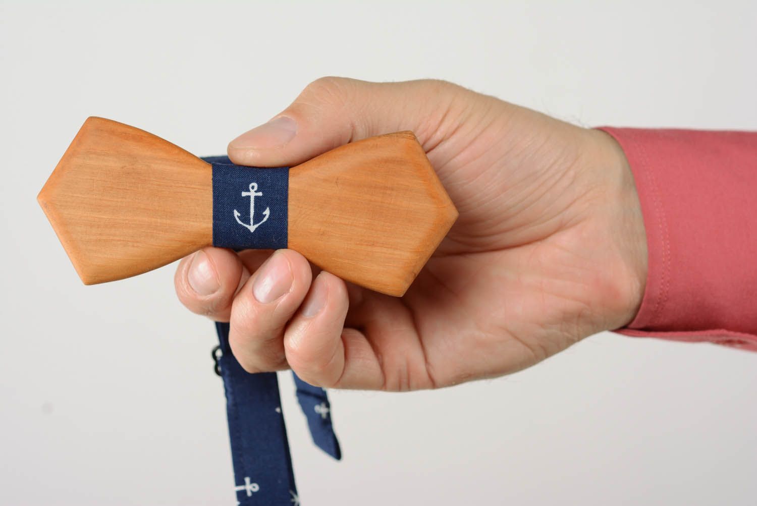 Wooden bow tie with anchor photo 5