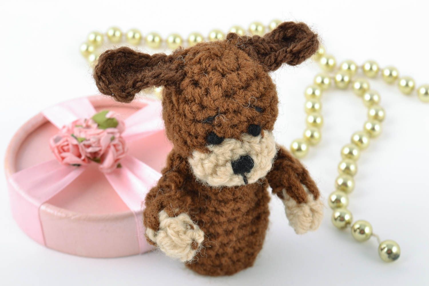 Small handmade crocheted woolen finger toy brown Doggy for home theatre photo 1