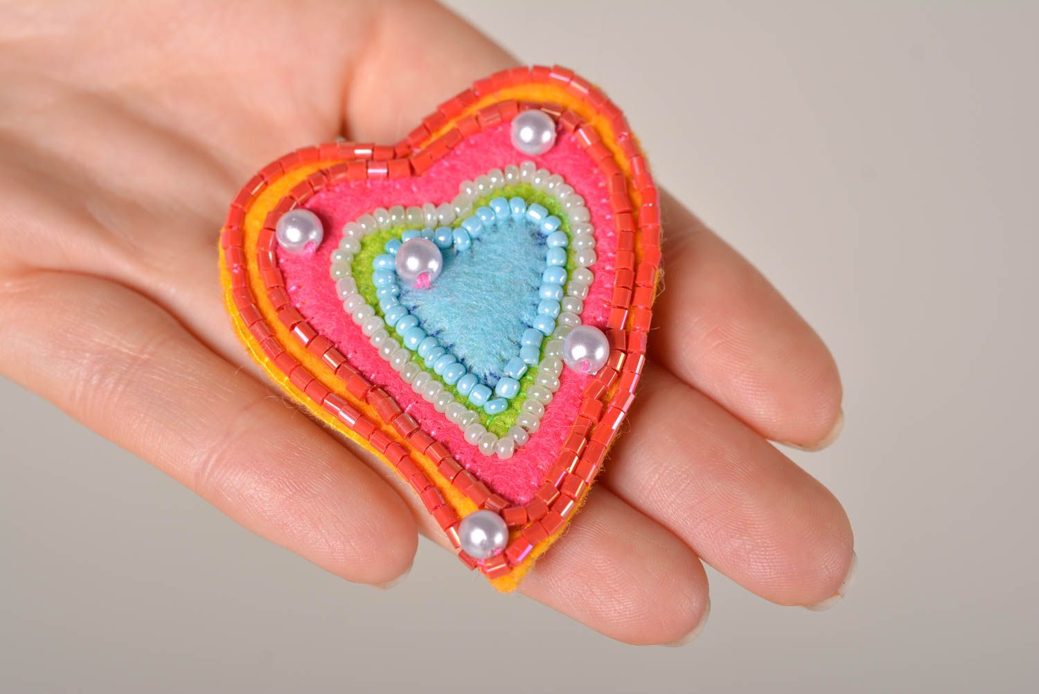 Handmade Schmuck Brosche Geschenk für Frauen Accessoires für Frauen Herz rosa foto 3