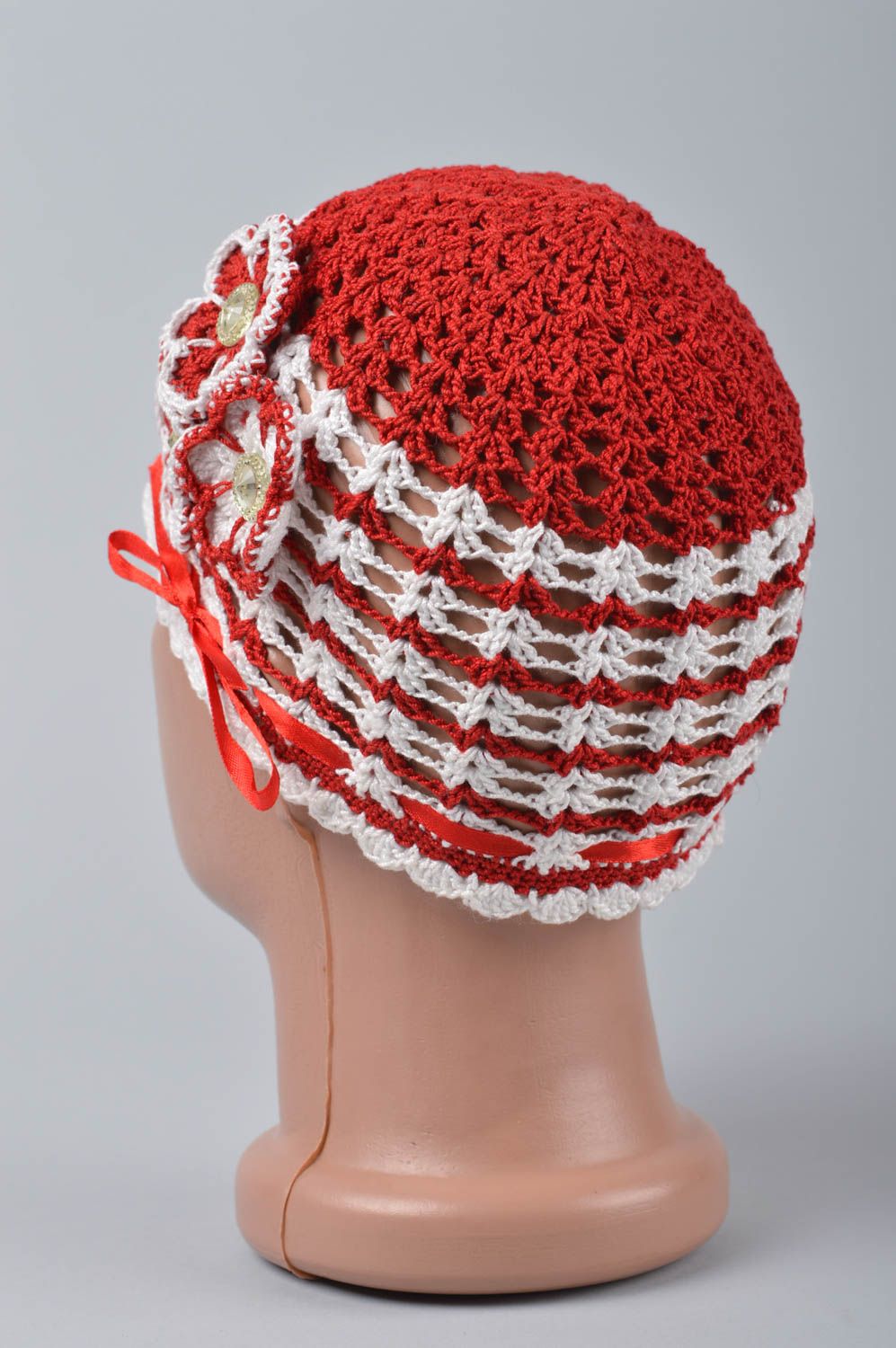 Bonnet tricot fait main Chapeau au crochet Vêtement enfant en coton rouge blanc photo 10