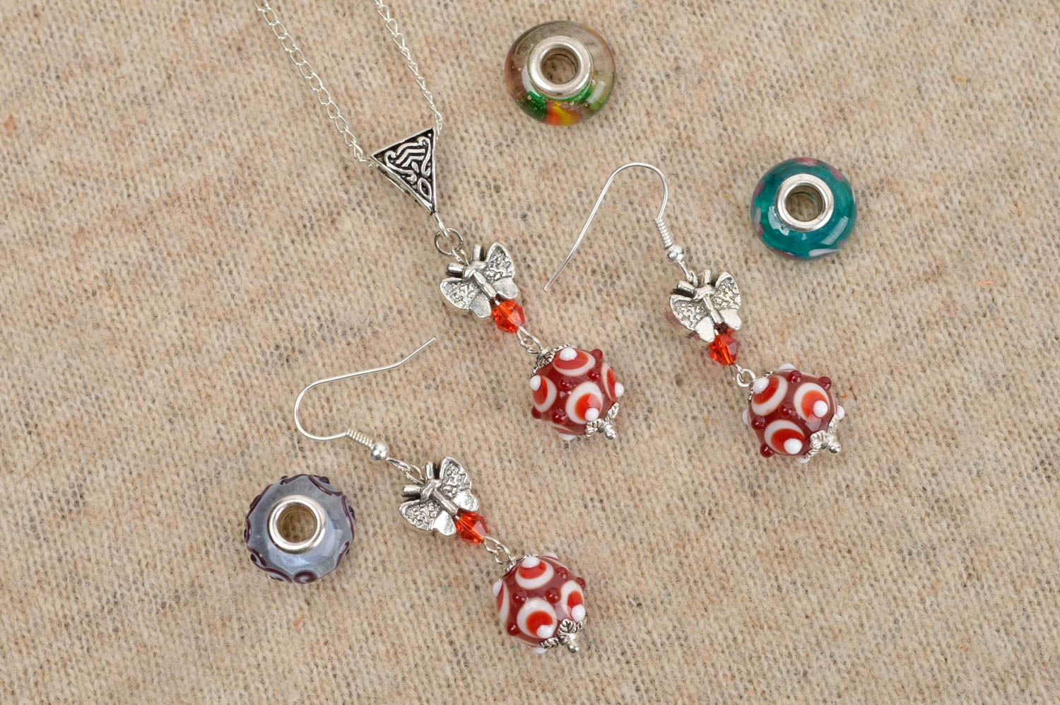 Stylish handmade jewelry set glass pendant glass earrings fashion accessories photo 1