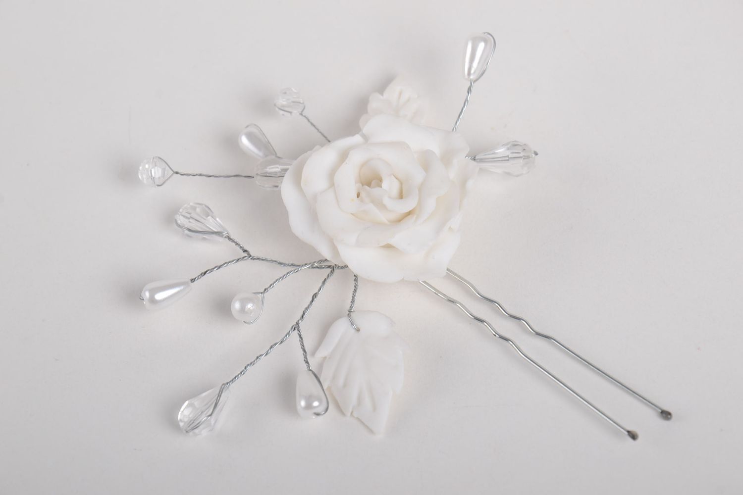 Blumen Haarnadel weiß handgemachter Schmuck Haar Accessoire aus Polymerton  foto 3
