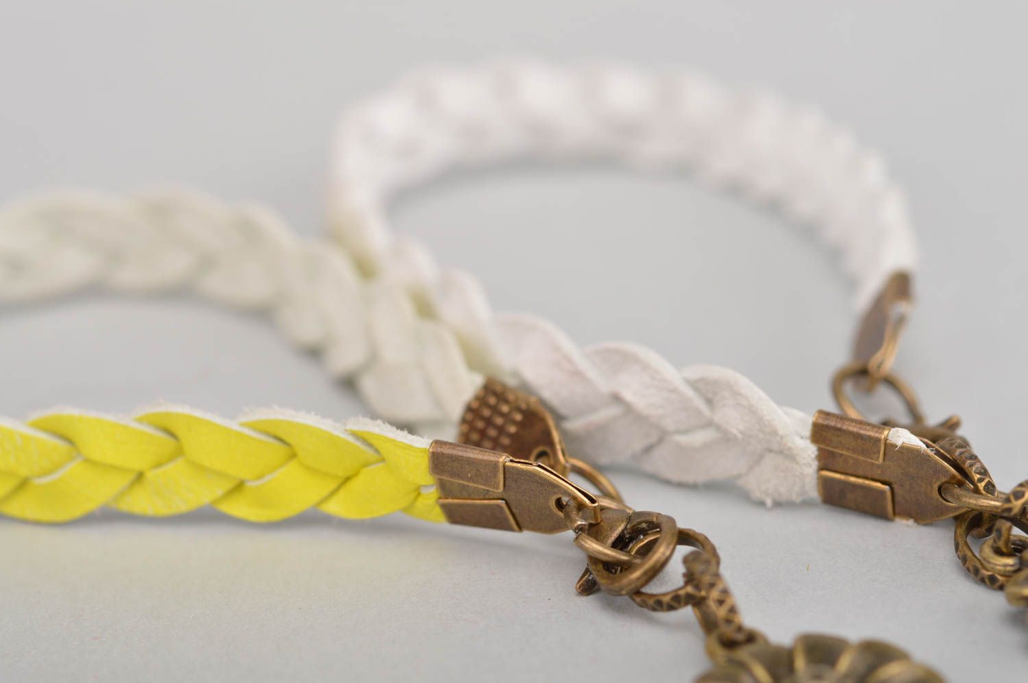 Set of 2 handmade designer genuine leather woven wrist bracelet yellow and white photo 2
