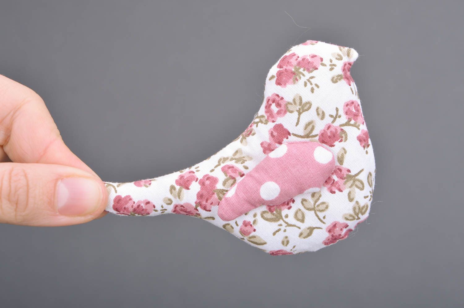 Unusual designer pink fabric soft brooch in the shape of bird photo 3