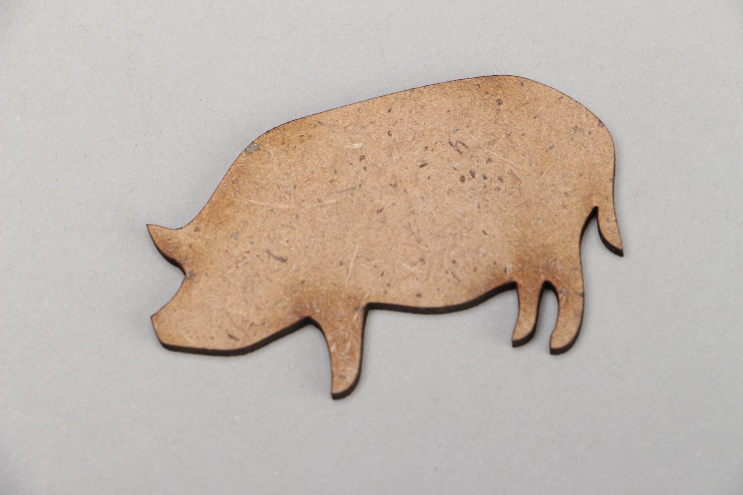 Semilavorato fatto a mano materiale da dipingere a forma di maiale simpatico foto 1