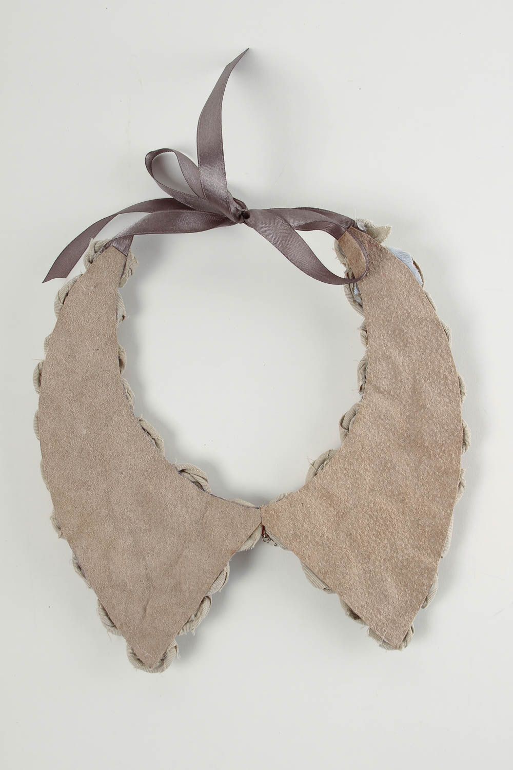 Collar original decorado con cuentas bisuteria artesanal regalo para mujer foto 5