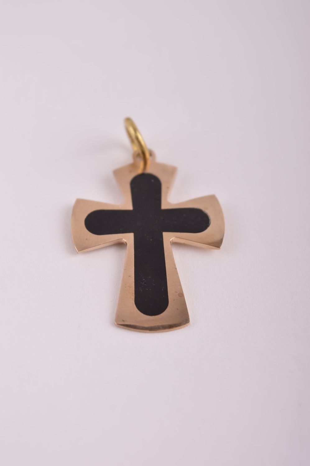 Pendentif croix Bijou fait main en laiton et pierre noire Cadeau original photo 2