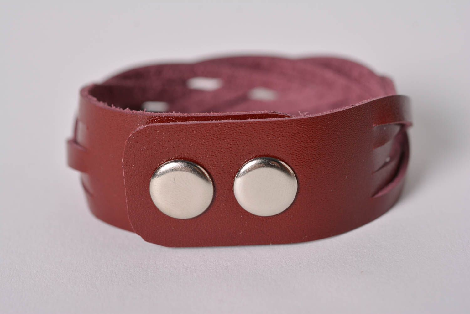 Бордовый браслет на руку ручной работы кожаный браслет дизайнерское украшение фото 3