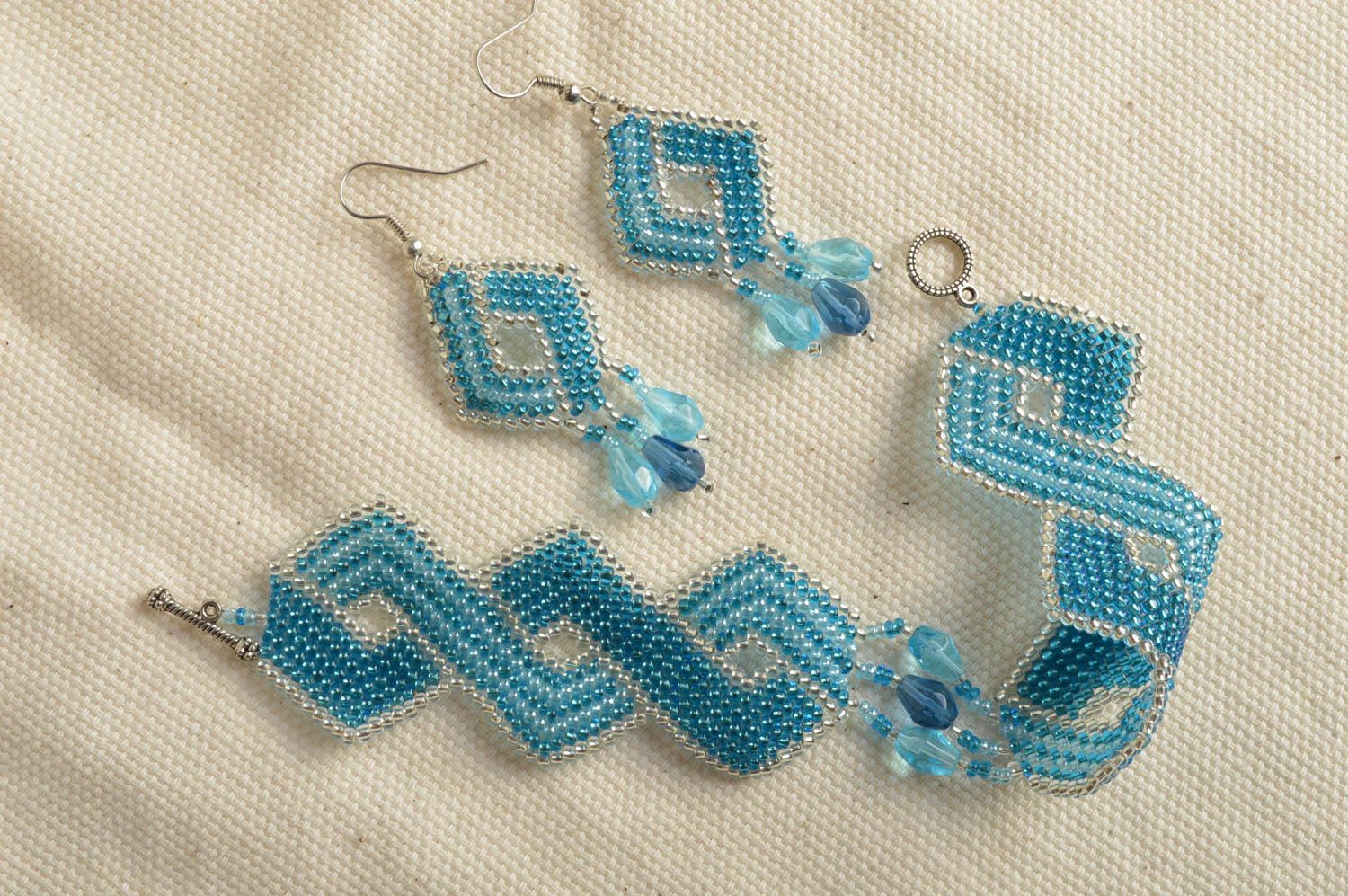 Handmade beaded jewelry set 2 items wrist bracelet and earrings Blue Rhombus photo 1