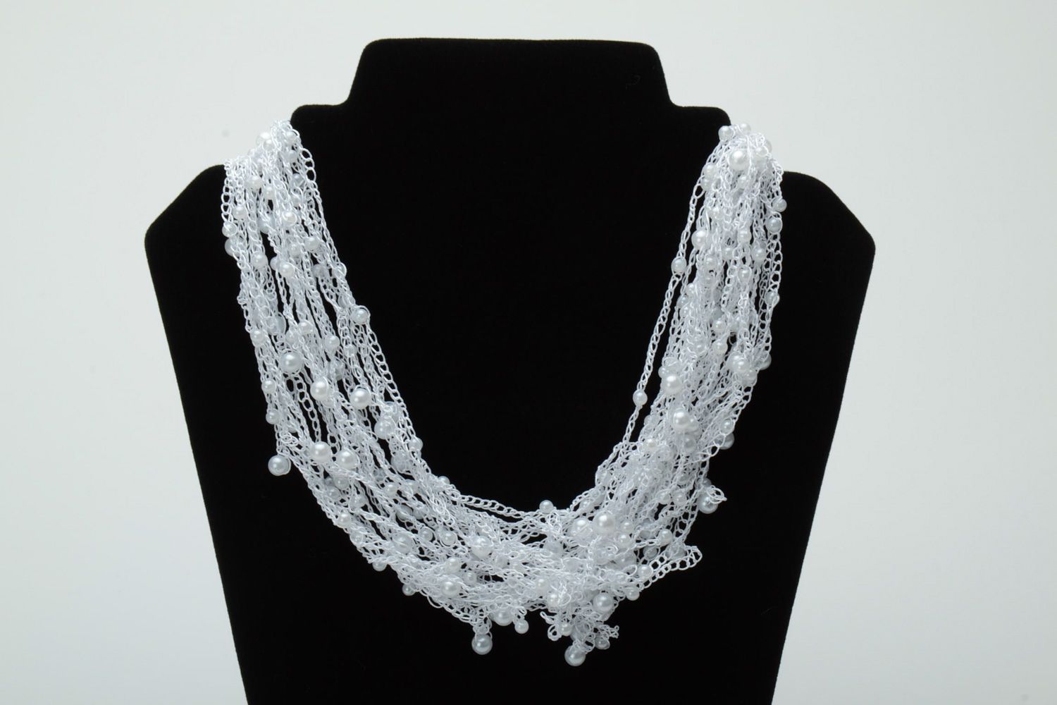 Handmade crochet necklace with pearl-like beads photo 1