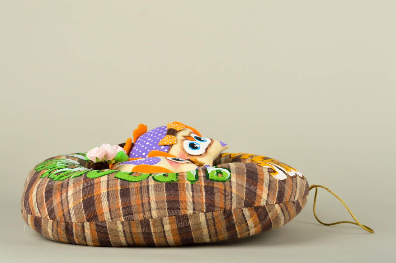 Игрушка ручной работы интерьерная игрушка в виде круга декор для дома Совы фото 2
