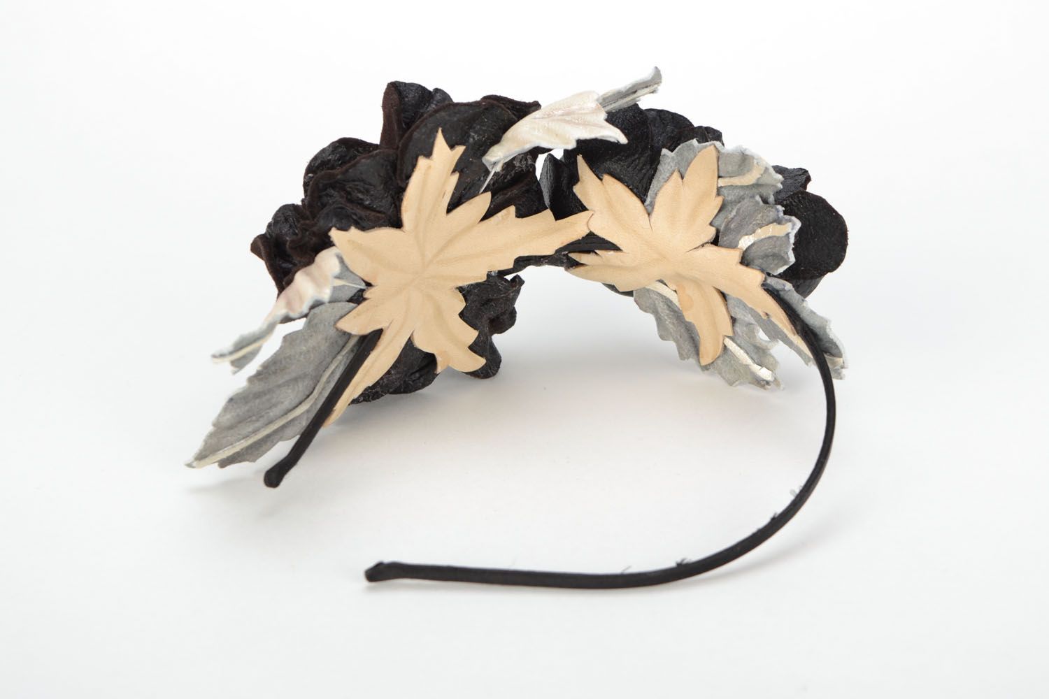 Leather headband with flowers photo 2