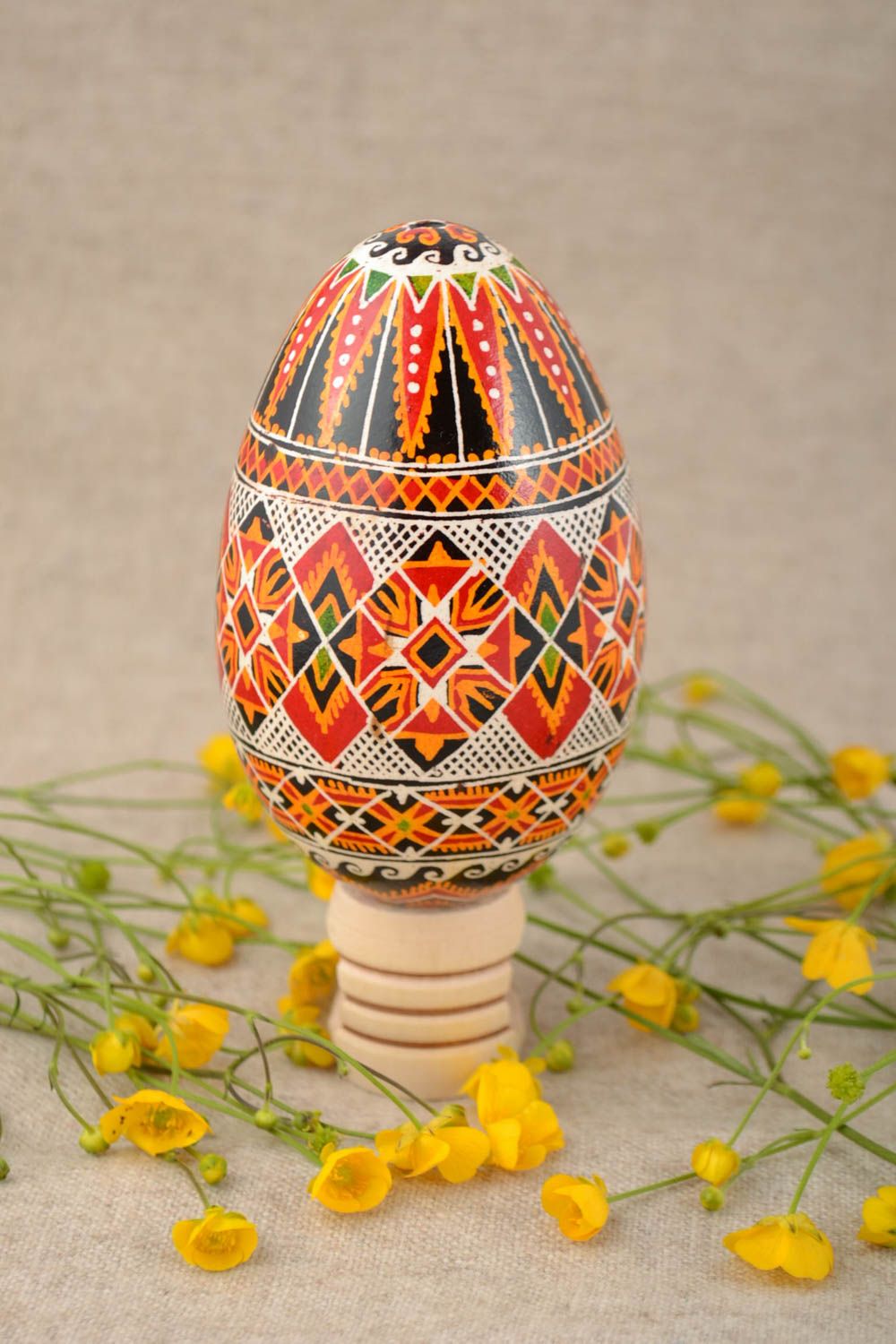 Huevo de Pascua de ganso pintado con arcílicos artesanal grande foto 1
