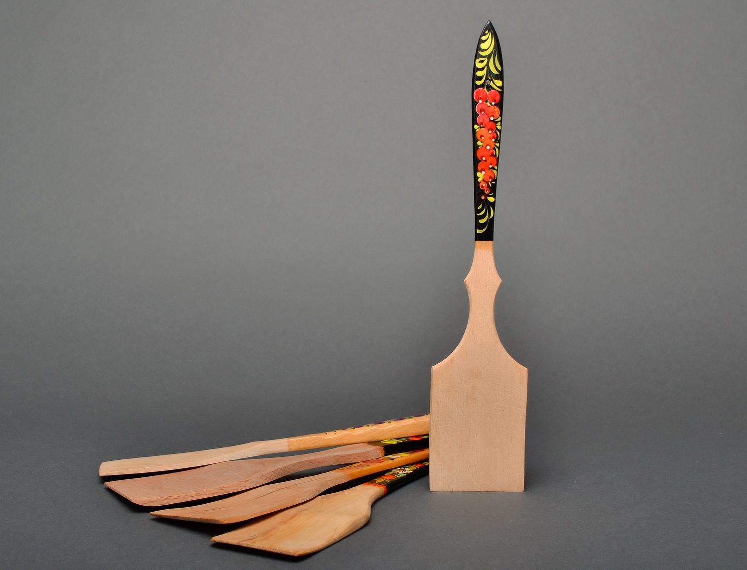 Wooden table spatula photo 4