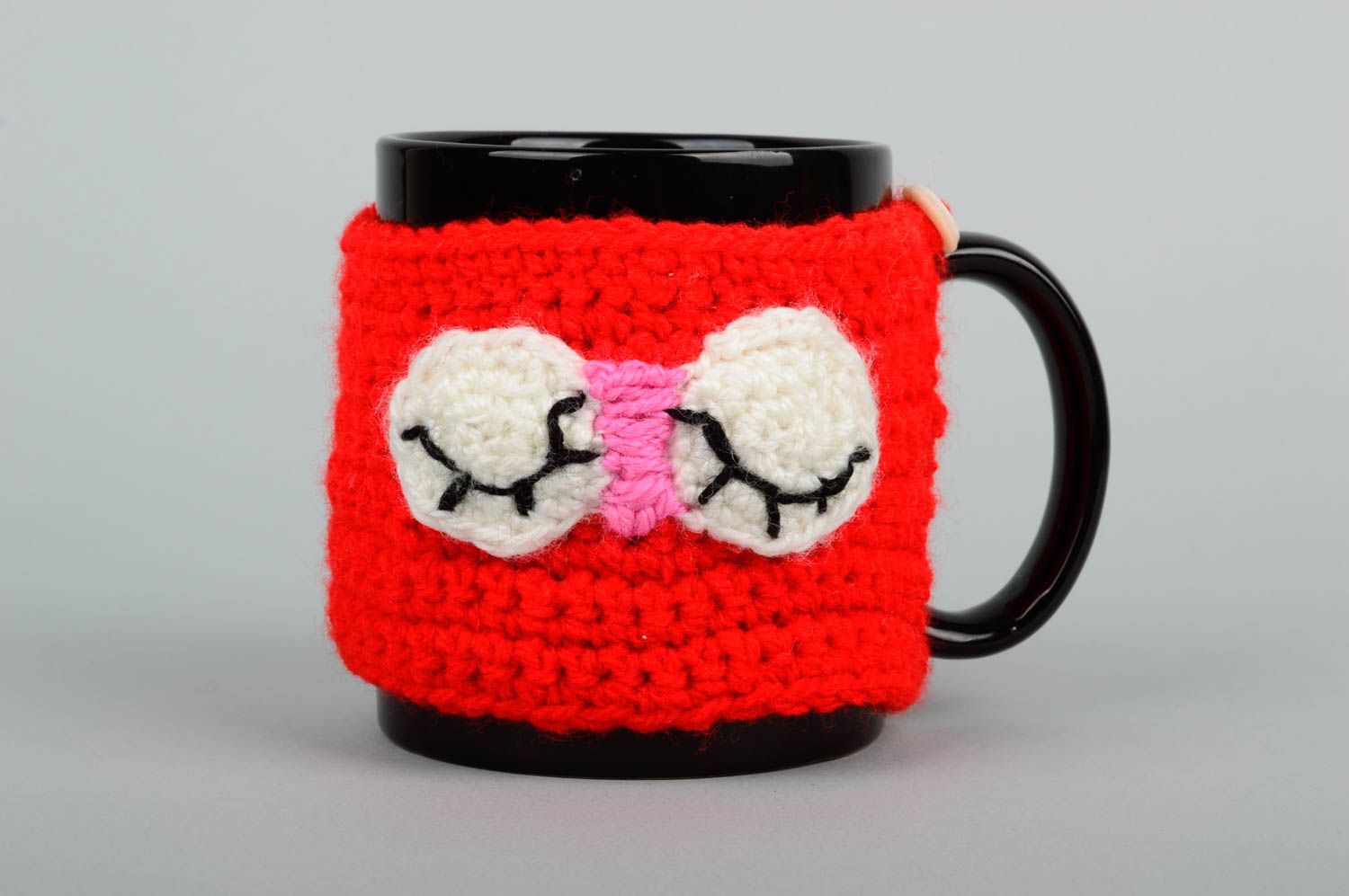Couvre-tasse tricot au crochet fait main rouge avec yeux Cadeau original photo 1
