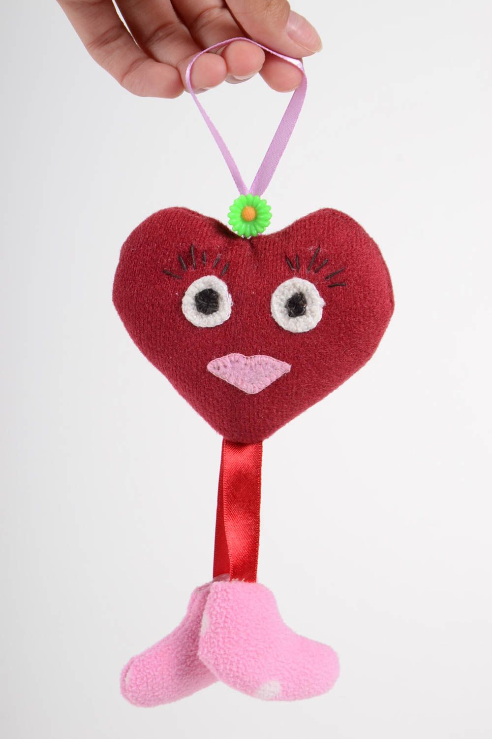 Pelote à épingles coeur rouge en tissus fait main décoration à suspendre photo 2