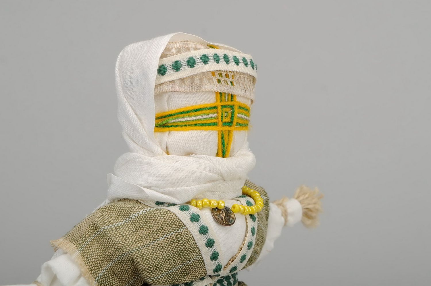 Bambola di stoffa fatta a mano amuleto talismano giocattolo etnico slavo foto 5