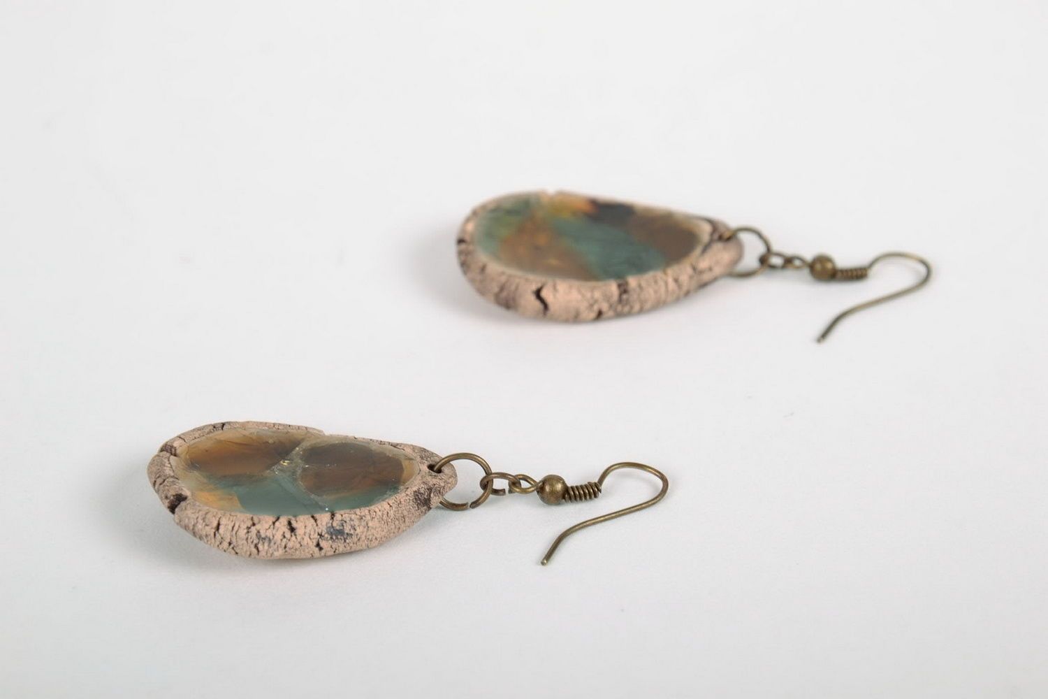 Clay and glass earrings photo 1