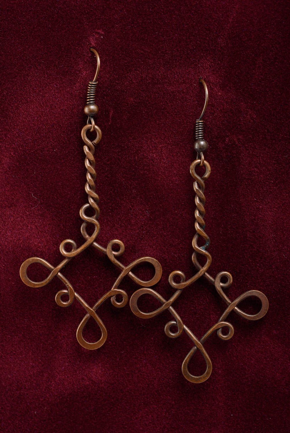 Boucles d'oreilles wire wrapping longues en cuivre originales faites main photo 1