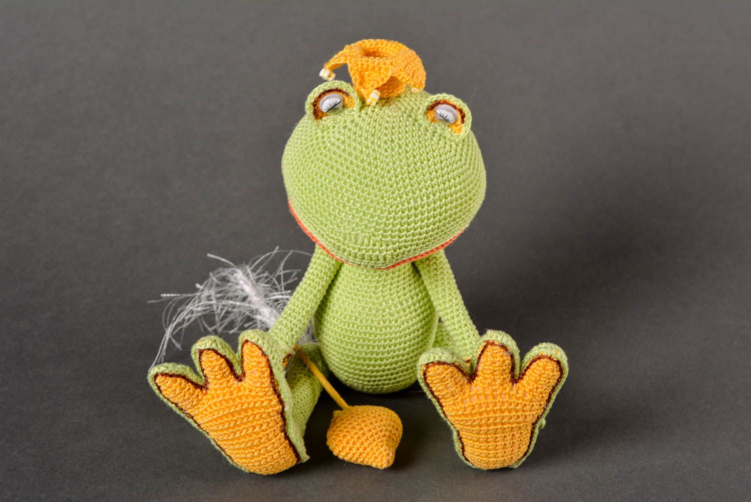 Jouet grenouille Peluche faite main tricotée en laine et acrylique Cadeau enfant photo 1