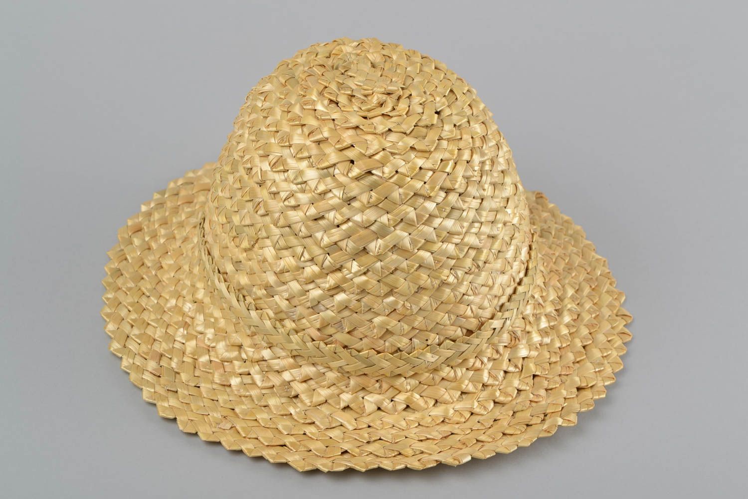 Handmade designer woven brimmed straw hat for summer unisex photo 2