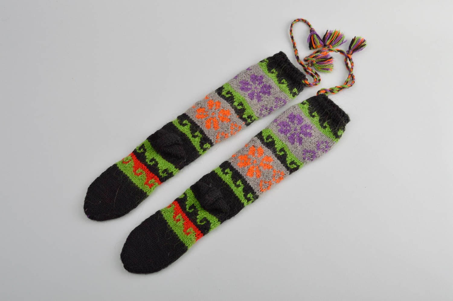 Черные носки ручной работы шерстяные носки на девочку оригинальный подарок фото 3