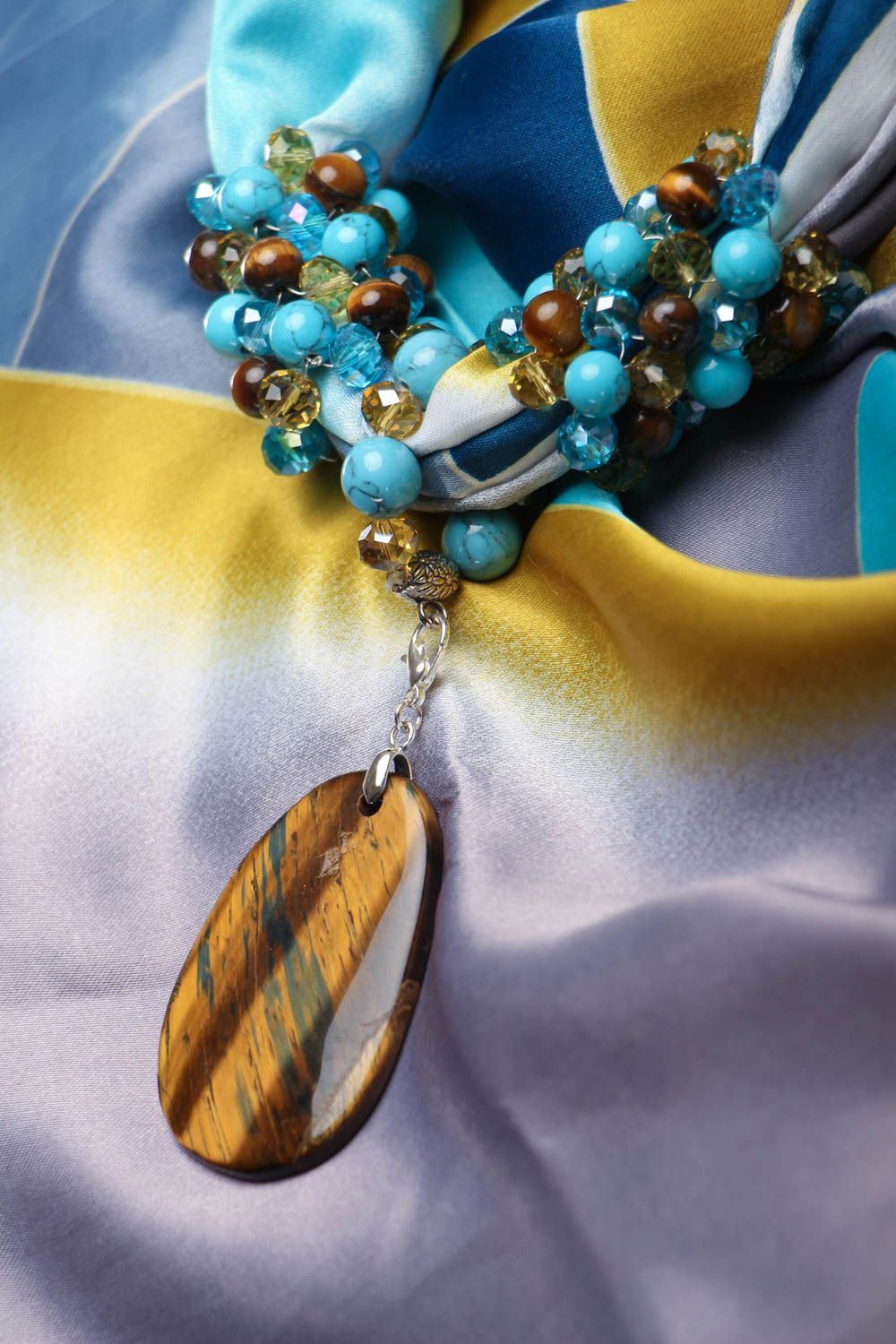 Женский шарфик шелковый с натуральными камнями фото 2